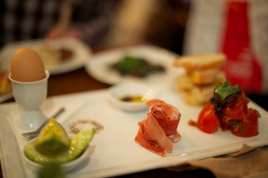 CAFE MEDINA VANCOUVER 